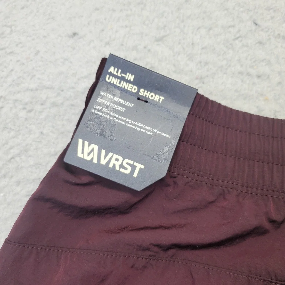 VRST All-In Unlined Shorts Mens Medium Burgundy Comfort Water Repellent UPF 50+‎
